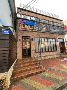 Фасад клуба escape.